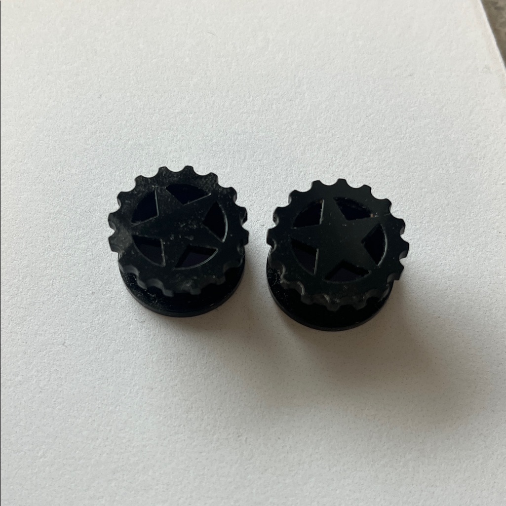 Black Star Shaped Ear Plugs